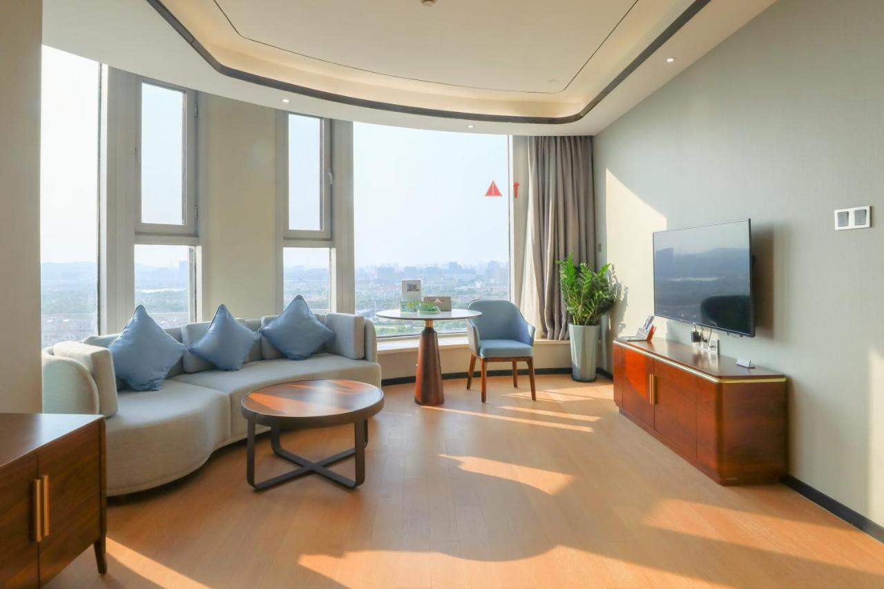 Jinling Funhome Hotel Nanjing Jiulong Lake - Nanjing South Railway Station Exterior foto