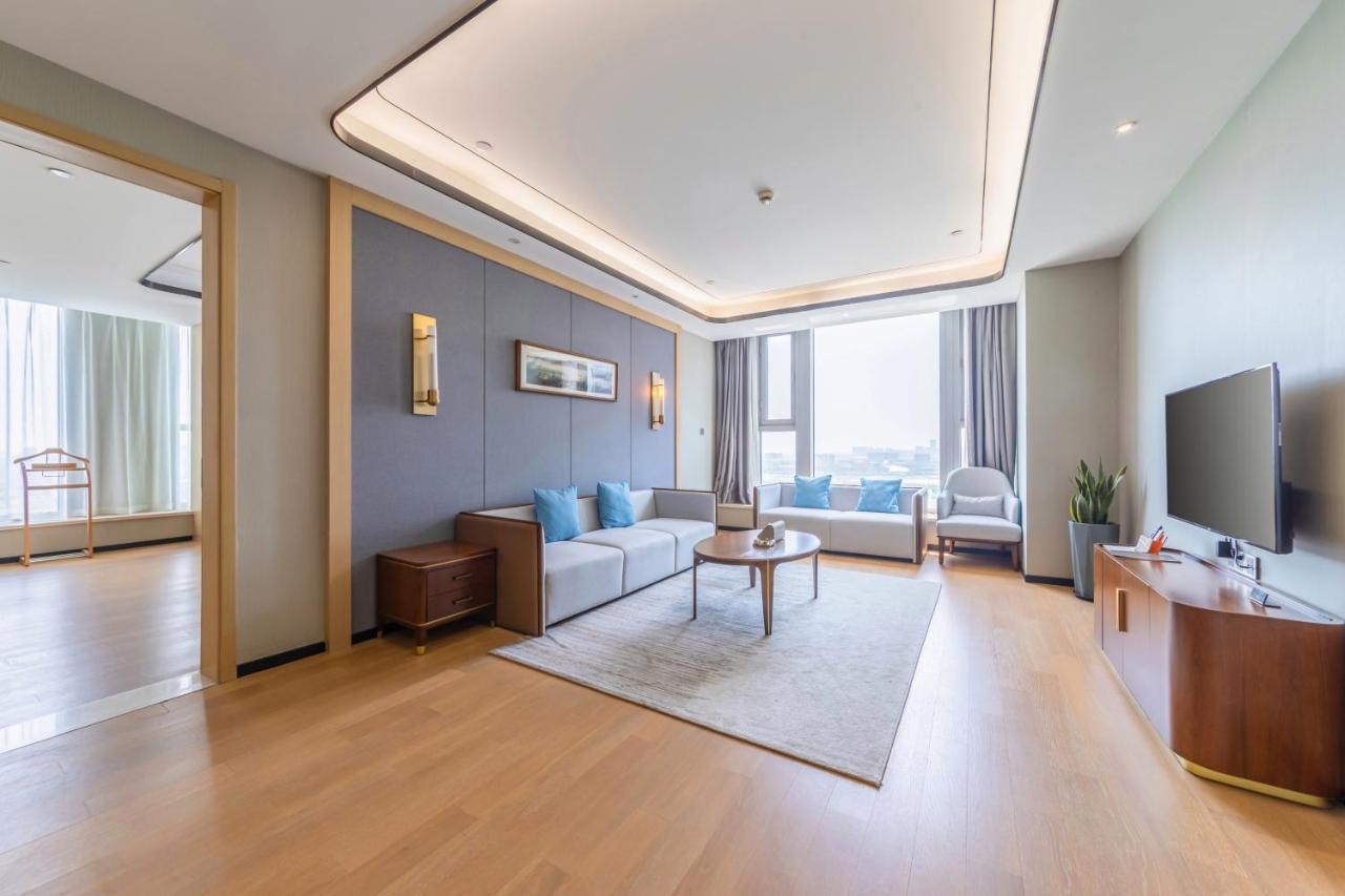 Jinling Funhome Hotel Nanjing Jiulong Lake - Nanjing South Railway Station Exterior foto