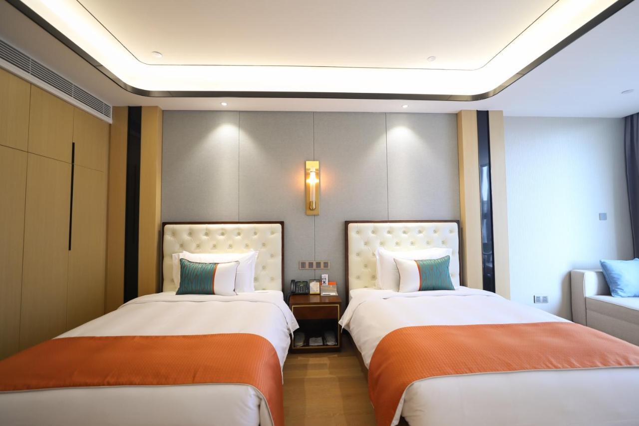 Jinling Funhome Hotel Nanjing Jiulong Lake - Nanjing South Railway Station Exterior foto